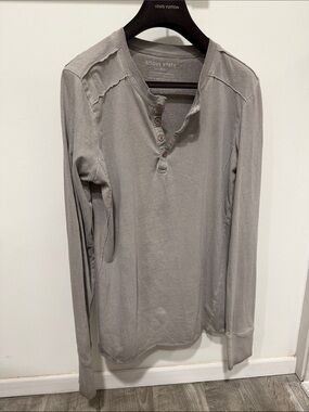 Vintage 90s Rogue State Men's Long-Sleeve Henley in stone